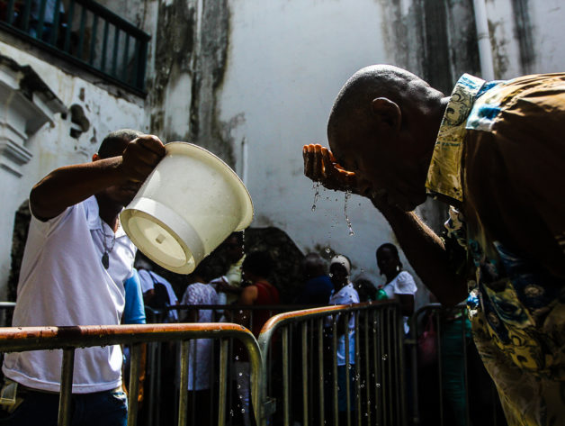 Dia de Santa Luzia. Comercio, Salvador, Bahia. Foto: Amanda Oliveira.