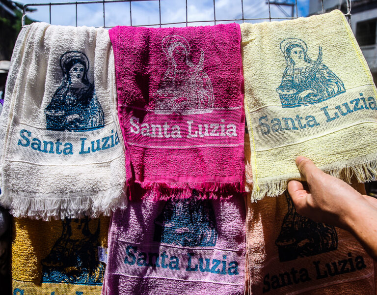 Dia de Santa Luzia. Comercio, Salvador, Bahia. Foto: Amanda Oliveira.