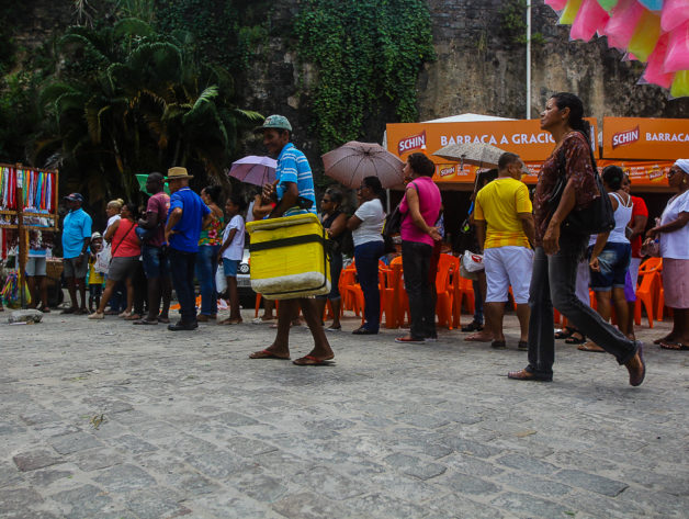 Dia de Santa Luzia. Comercio, Salvador, Bahia. Foto: Amanda Oliveira.