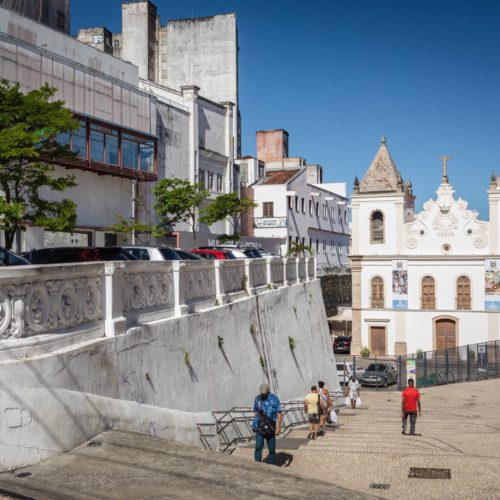 Igreja da Barroquinha e entrada para o Teatro Gregório de Matos. Fotos: Fábio Marconi
