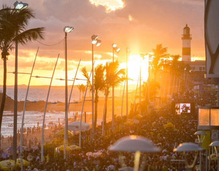 Orla da Barra durante o Carnaval. Foto: arquivo da Prefeitura