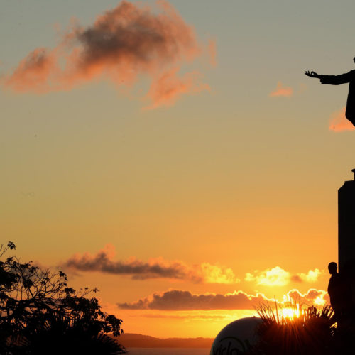 Pôr do sol na Praça Castro Alves. Salvador Bahia. 