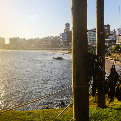 Tirolesa Barra. Morro do Cristo. Salvador, Bahia. Foto: Amanda Oliveira.