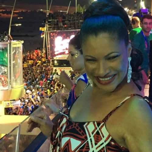 Bloco Arquiloucura. Marta Góes como Rainha. Foto: Divulgação.