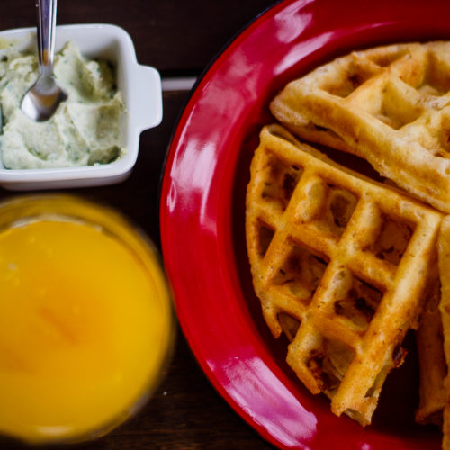 Casa Castanho. Waffle de Pão de Queijo. Rio Vermelho. Foto: Amanda Oliveira.