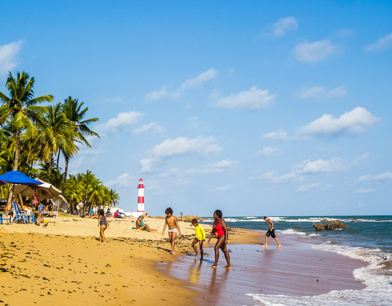 Praia de Itapuã. Salvador, Bahia. Foto: Amanda Oliveira.