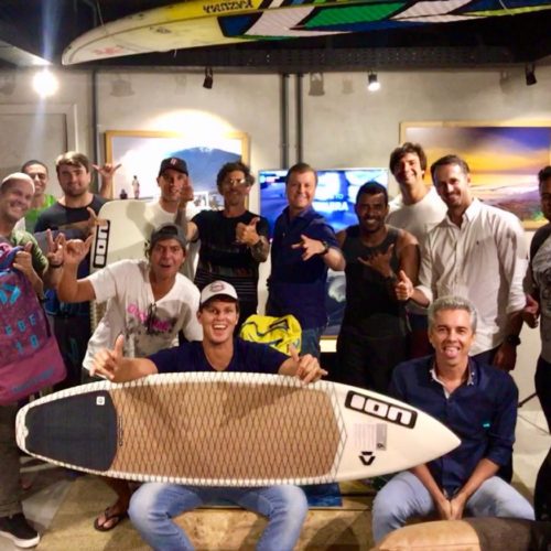 Kitesurf Salvador bahia Apresentação Duotone na lojas. Arquivo Pessoal de Marlos Viana.