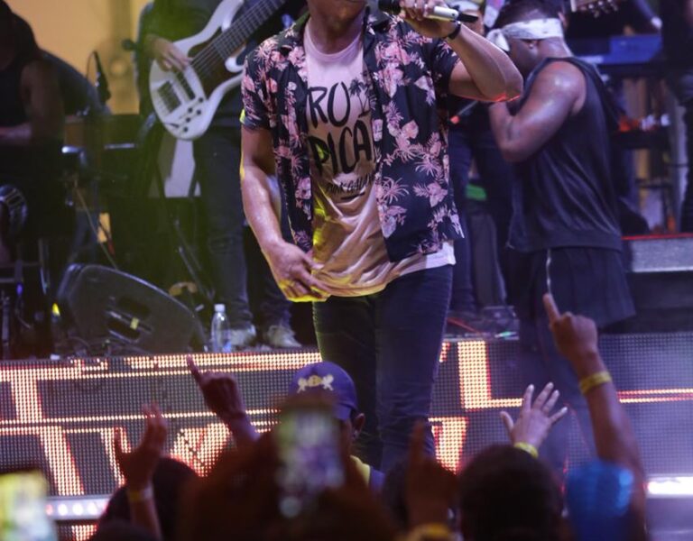 A Melhor Segunda Feira do Mundo. Salvador Bahia. Foto Sercio Freitas.