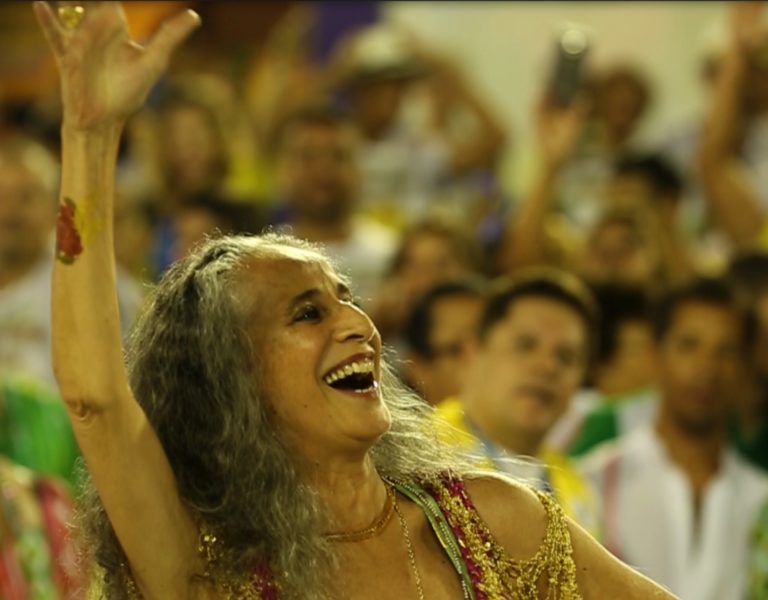 Banner - 10 razones para ver “Fevereiros”, una película sobre Maria Bethânia