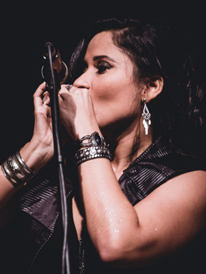 Candice Fiais - Foto - Divulgação