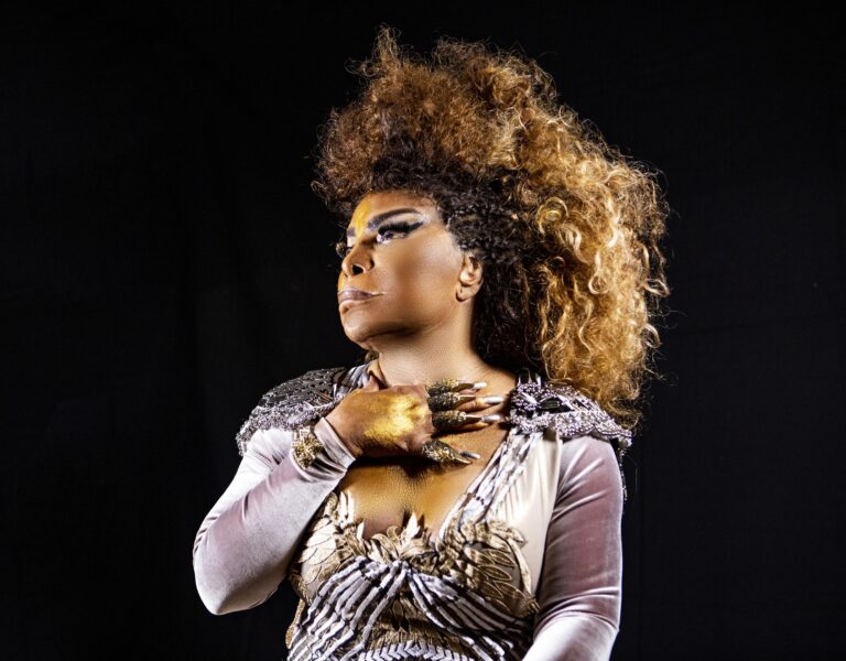 Elza Soares - Deus É Mulher - foto: Patrícia Lino/ Divulgação