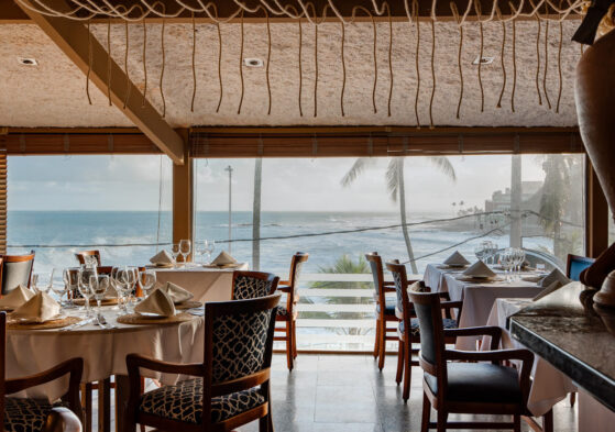 Guia completo de restaurantes de frente para o mar em Salvador