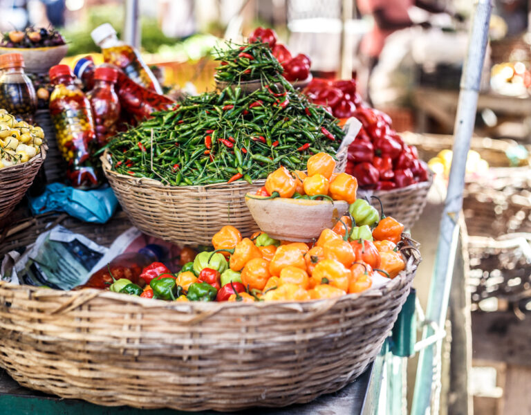 Feira de São Joaquim. Calçada. Salvador Bahia. Foto: Amanda Oliveira.