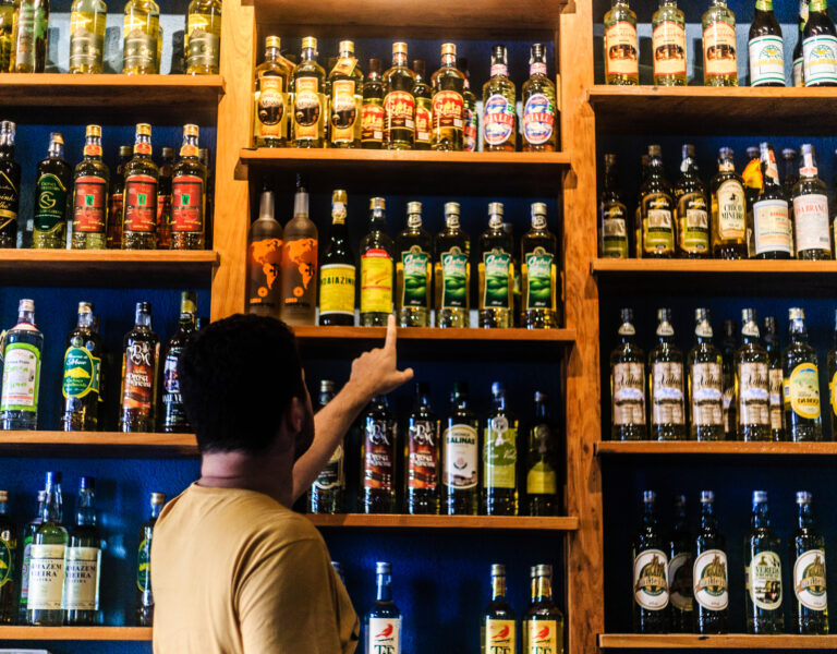 Banner - Roteiro etílico: bares no Centro Histórico de Salvador onde a cachaça é protagonista
