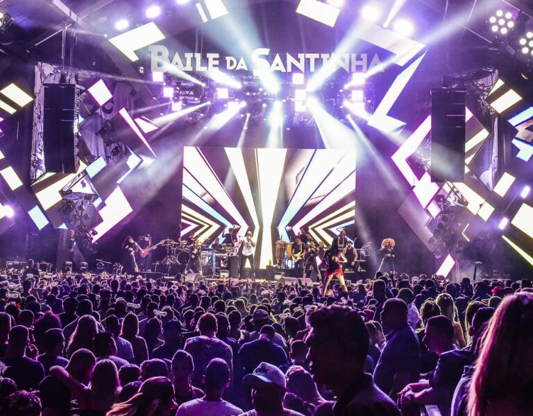 Leo Santana. Baile da Santinha. Salvador Bahia. Foto assessoria.