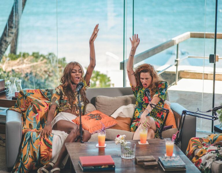 Gravação do 3 por 5, um podcast de verão. Rio Vermelho. Salvador Bahia. Foto Tércio Campelo. Divulgação.