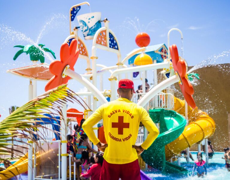 Salvador Beach Club. Patamares, Salvador, Bahia. Foto: Amanda Oliveira .