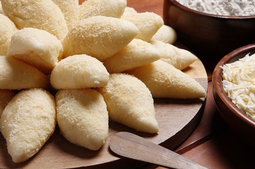 Banner - The culinary delights of Bahia: “pãozinho delícia”