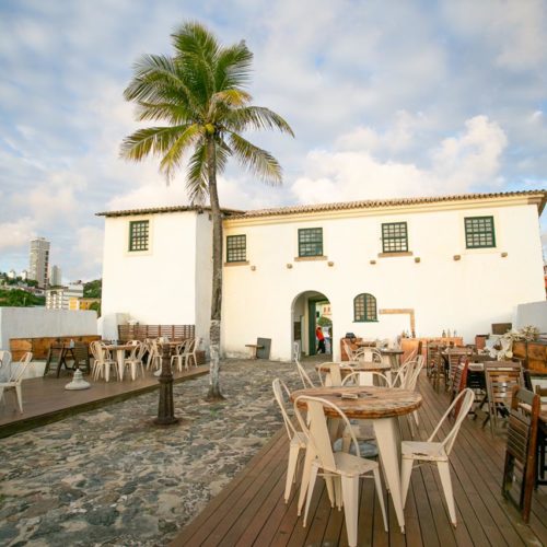 Bistrô Mirante Forte Santa Maria. Porto da Barra. Salvador Bahia. Foto divulgação.