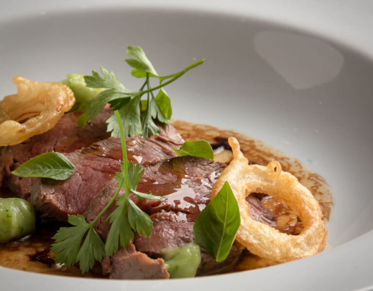 Jiló Restaurante. Pituba. Salvador Bahia. ROSBIFE - Foto Leonardo Freire
