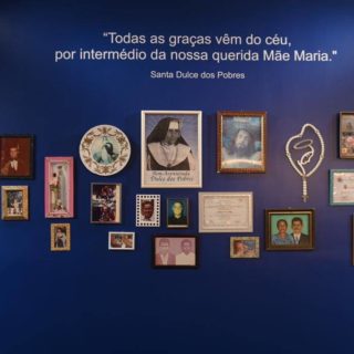 Sala de ex-votos do Santuário Santa Dulce dos Pobres Sala de ex-votos do Santuário Santa Dulce dos Pobres