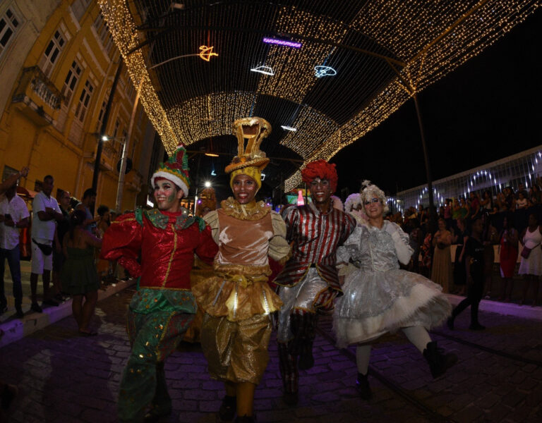 Banner - Natal Salvador 2025 – desfiles, cenografia especial e show gratuito de Roberto Carlos