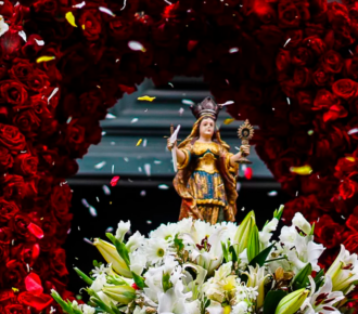 Afoxé Filhos de Korin Efan celebra Santa Bárbara