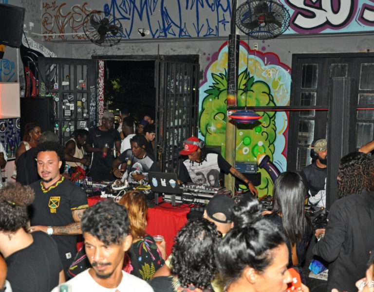 Banner - Só Shape – bar, tabacaria e espaço cultural