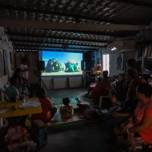 Cinematografinho. Cinema para Crianças. Pinacoteca do Beiru. Tancredo Neves. Salvador Bahia. Foto Camilo Lobo.