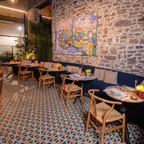 Restaurante Preta Tira Chapéu. Rua Chile. Salvador Bahia. Foto divulgação.