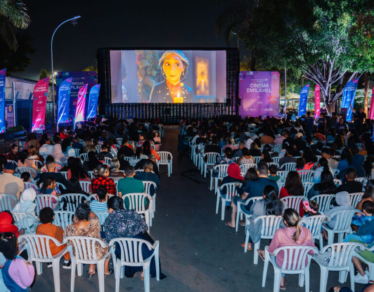Banner - Cinema Inflável – sessões de cinema gratuitas ao ar livre