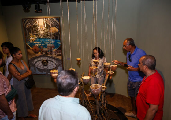 Exposição da Casa das Histórias de Salvador no prêmio Melhores do Ano da SP-Arte