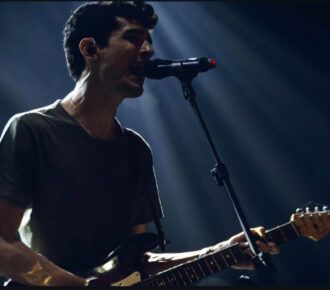 No Meu Quarto – Vini Vercillo apresenta show voz e violão