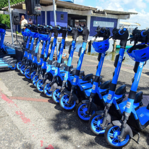 Patinetes elétricos ganham expansão na Cidade Baixa. Salvador Bahia. Foto Jefferson Peixoto Secom PMS.