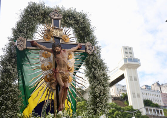 Lavagem do Bonfim é ponto alto do verão de Salvador e ajuda a ampliar número de visitantes