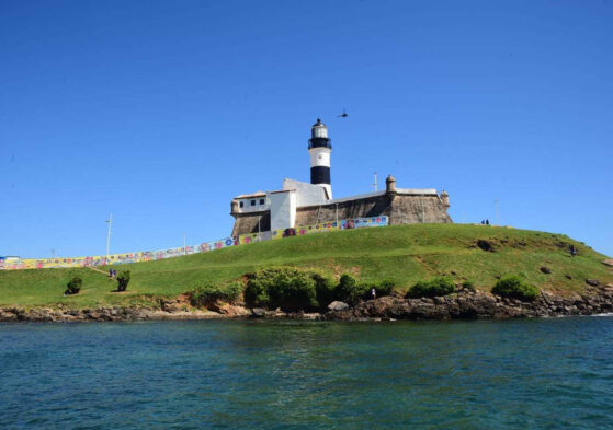 Conheça os melhores lugares para fazer mergulho nas praias de Salvador