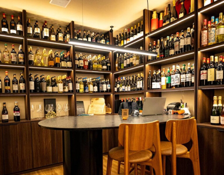 Cork Wine Lab - winebar, loja, cursos e eventos. Foto divulgação.