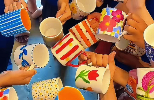 Arte e Brunch - pintura de canecas