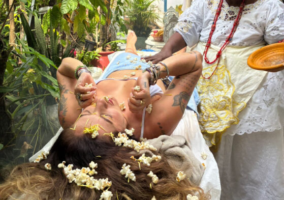 Banho de Axé no Ylê Yá Yalodeíde - refúgio sensorial em Salvador