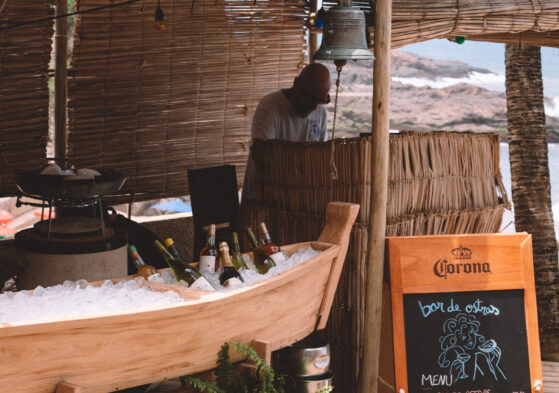 Blue Praia estreia Bar de Ostras - confira programação