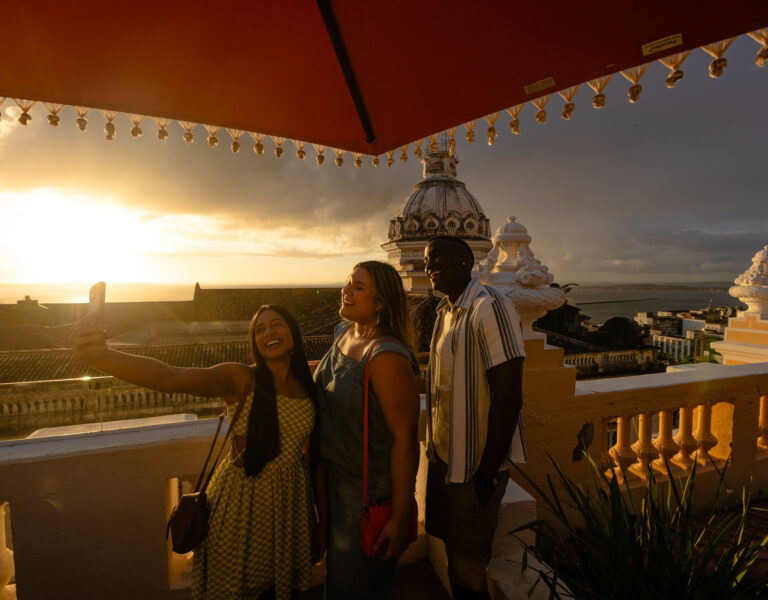 Pala7 Rooftop. Palacete Tira-Chapéu. Centro Histórico. Foto acervo Visit Salvador da Bahia.